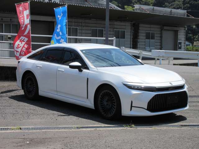 2.5Lマルチステージハイブリッドシステム搭載のクラウン　Z！