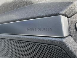 ●Bang＆Olufsenサラウンドシステム『デンマークが世界に誇る高品質サラウンドシステム。クリアでダイナミック。そして臨場感溢れる上質なサラウンドサウンドをドライブ中にご体感いただけます。』