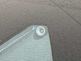 【スマートブレーキサポート】走行中に前方の車両等を認識し、衝突しそうな時は警報とブレーキで衝突回避と被害軽減をアシスト。より安全にドライブをお楽しみいただけます。