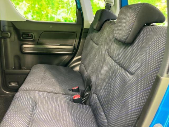 WECARSでは各商談席に大型モニターをご用意しております！見やすい大画面でゆったりと全国の在庫をご覧いただけます！是非ご来店お待ちしております！