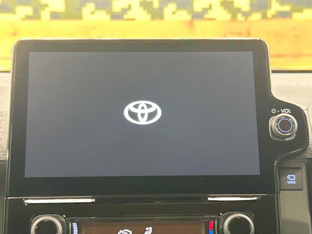 【10.5インチ　ディスプレイオーディオ】大画面のディスプレイはAppleCarPlayやAndroidAutoが利用可能。大きな画面でスマホナビアプリ等が利用いただけます♪