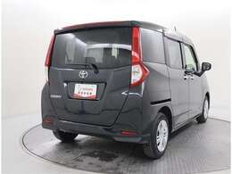 大きすぎず、小さすぎず、運転もしやすくシートアレンジも多彩で、どの世代の方にも気に入っていただけるお車です♪