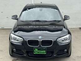 「ビー笑(エ)ム？いいえ、”ほほ笑む”1台です」気づいたらニヤけてる。走り出したら止まらんやつ。あなたのほほ笑み、いただきます！