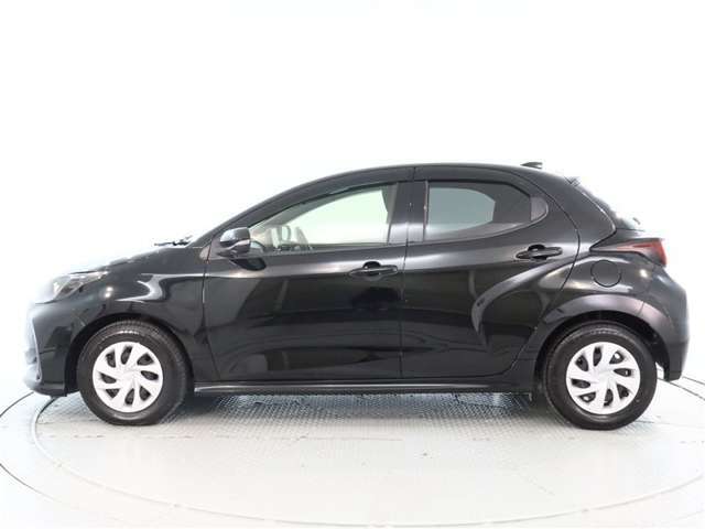 ボディーコーティングにより、輝きを持続させ、汚れが付きにくく落としやすくすることでお手入れも楽になります。詳細は店舗スタッフまでお尋ねください。