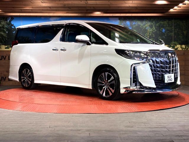 【モデリスタエアロ】人気のモデリスタエアロを装着！クルマの外観がよりスタイリッシュになり、街中で存在感あふれる1台に♪将来買い替える時にもリセールに影響しやすく、価値ある人気の装備です！