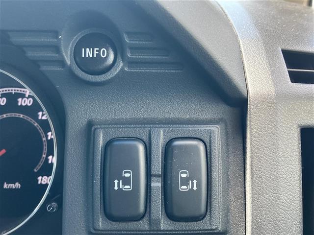 【　内装インテリア　】現車の確認はお電話で在庫のご確認の上、是非ご来店くださいませ！ご来店の難しい方は店舗スタッフがお電話やメールで詳細をお答えさせて頂きます。
