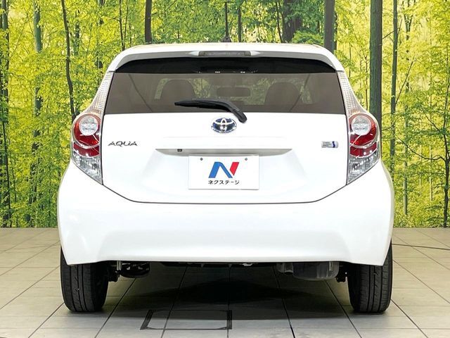 安心の最長10年・走行無制限保証（有償）をご用意。保証内容も充実はもちろん、無料点検＆オイル交換や、年中無休の全国・24時間ロードサービスも付帯されておりますのでご安心下さい。