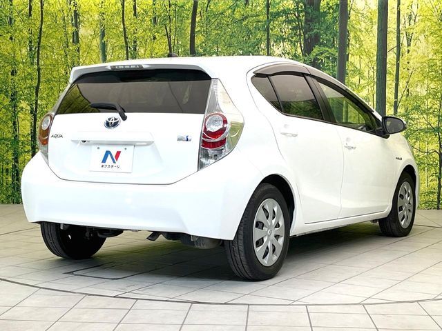 ☆全国のネクステージからお取り寄せが可能※！遠方の店舗に展示してあるクルマが気になる場合も、最寄りの店舗でご覧いただくことが可能です！是非私たちに要望をお聞かせください！※別途費用