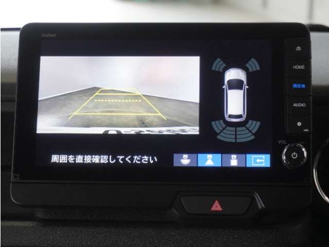 ◆バックカメラ◆リバースにするだけで映ります、後方の安全確認や、狭い駐車場での車庫入れ、雨の日や夜間など視界の悪い時に便利です！安全にバックする為には欠かせない装備です。