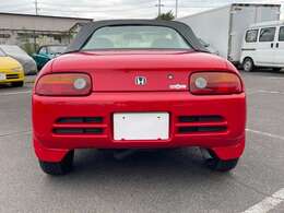 外装同色全塗装の際に前後のマットガードも同色塗装しました