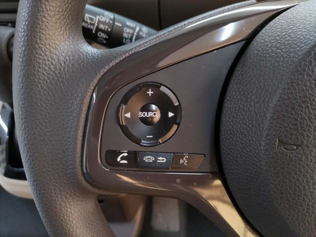 グループ総在庫数約500台以上！カーライフステーションの大型展示場はあなたにピッタリのお車が見つかるはず、今ご覧のお車以外にも系列店の在庫からどのお車でもご紹介出来ます。まずはお問い合わせ下さい。