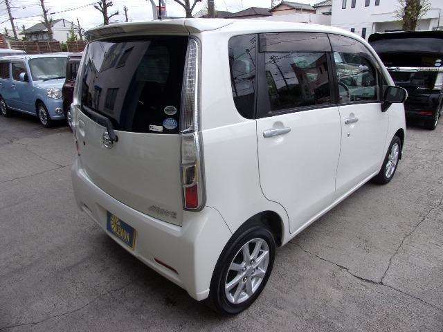 軽自動車の登録には住民票・認印が必要となります。お早目の納車をご希望の場合は、事前にご用意頂きご来店頂けますと納車までがスムーズになります！ご不明な点はスタッフまでお気軽にお問合せ下さい！