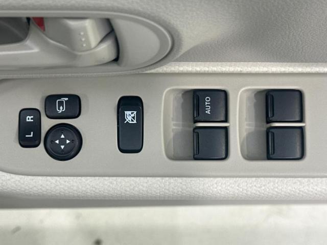 国産車から輸入車まで多様なお客様のニーズのお応えできるように、全国規模で豊富な在庫展開！車のことならWECARSへ！
