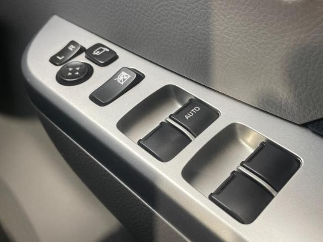 国産車から輸入車まで多様なお客様のニーズのお応えできるように、全国規模で豊富な在庫展開！車のことならWECARSへ！