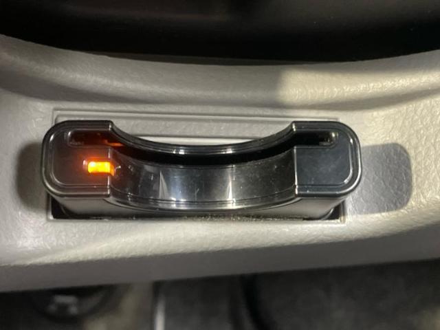 WECARSの店舗にはキッズコーナーがございます！お子様連れのお客様もごゆっくり車選びをお楽しみいただける空間です！