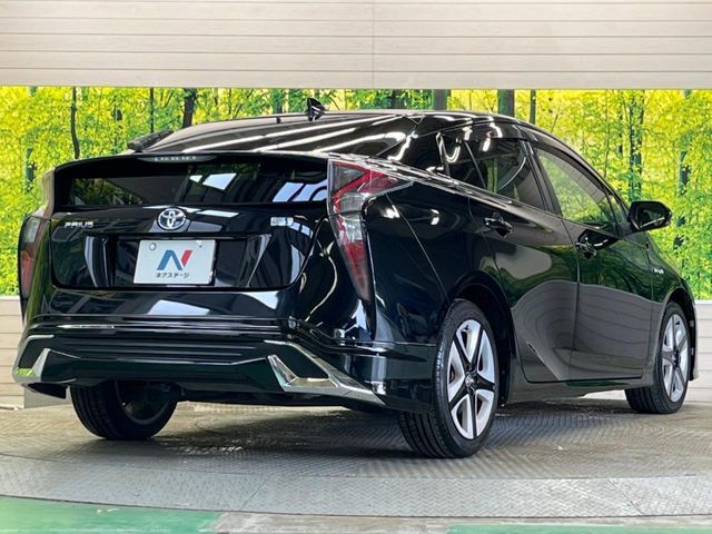 『あなたの自動車保険は大丈夫ですか？等級改定があり、安易に保険を使用できない時代になっております。保険代理店である当店では、自動車保険もお客様に合ったプランをご提案させていただきます。』