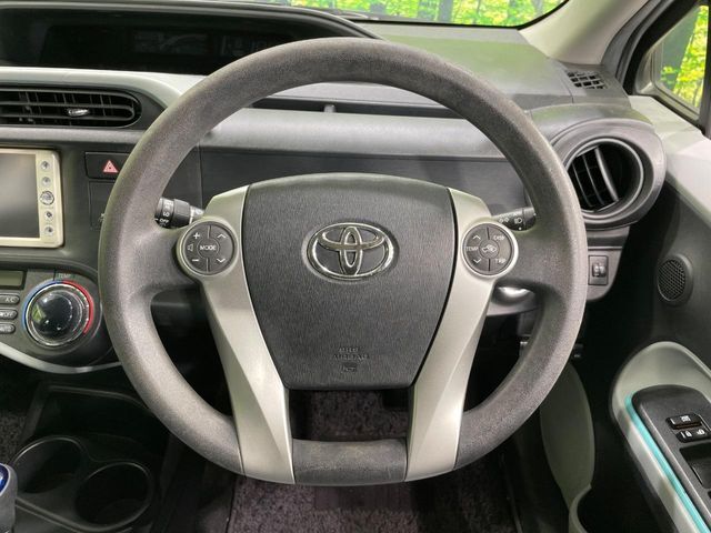 【ステアリングスイッチ】運転中、前方から目線をそらすことなく、オーディオ等の操作が可能な便利機能！安心＆快適なドライブを演出してくれます♪