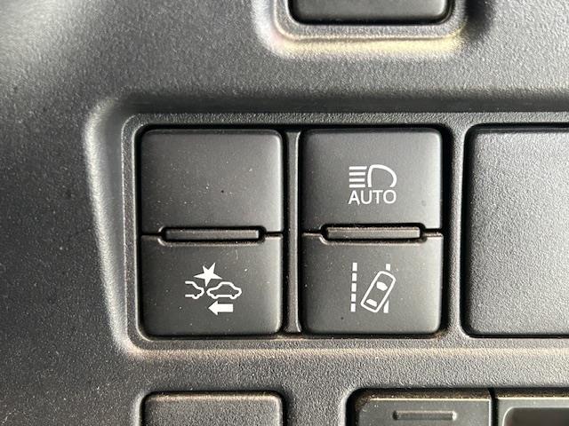 大好評のG'zox艶コーティングはお車を傷や汚れから保護するだけでなく、塗装の劣化も防いでくれる優れもの！！ 店頭で是非体感してください！！