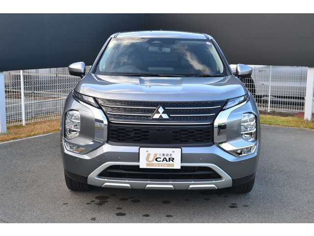 令和5年式アウトランダーPHEV・Gグレードが入荷しました。