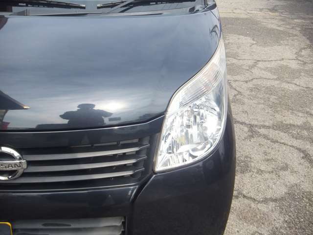 左ヘッドライト