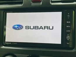 【純正ナビ】人気の純正ナビを装備しております。ナビの使いやすさはもちろん、オーディオ機能も充実！キャンプや旅行はもちろん、通勤や買い物など普段のドライブも楽しくなるはず♪