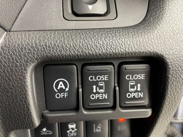 【運転席操作部】快適なドライブを楽しむための機能が装備されています！運転席から触れるので、使いやすいです！除菌プランいれていただくと、さらに清潔で安心していただけます！