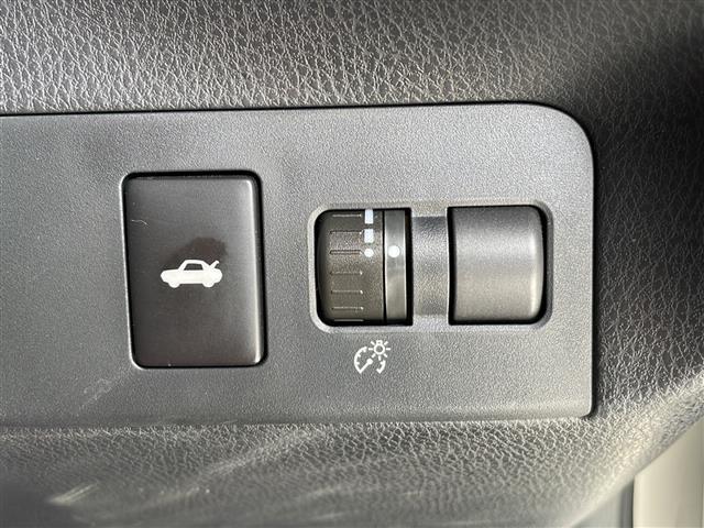 【運転席操作部】快適なドライブを楽しむための機能が装備されています！運転席から触れるので、使いやすいです！除菌プランいれていただくと、さらに清潔で安心していただけます！