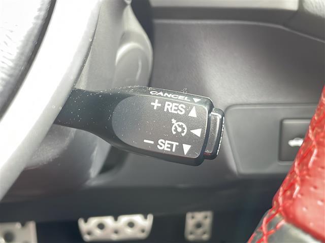 【運転席操作部】快適なドライブを楽しむための機能が装備されています！運転席から触れるので、使いやすいです！除菌プランいれていただくと、さらに清潔で安心していただけます！