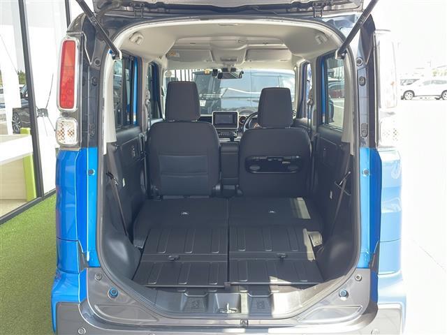 【シートアレンジ】乗せる人数、荷物によってシートアレンジは自由自在です！軽い力でシートを動かせます。開口部は低く、重い荷物もラクに積み下ろしできます。