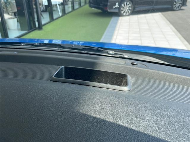 【ルーフ】大きなへこみや色褪せもなくきれいな状態です！ひょう害車は販売いたしませんのでご安心ください。◆乗って触って体感してみてください！！当社車両は試乗可能です！お気軽にスタッフまでご相談ください！