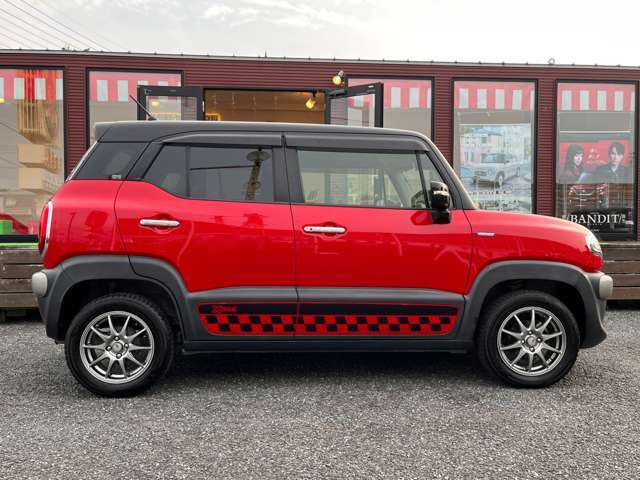 国の指定工場併設でアフターサービスも充実！点検・車検・お車のカスタマイズもサービススタッフまでご相談ください！経験と知識豊富なサービススタッフが親切・丁寧に対応いたします！