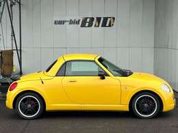 他にも画像がございますので、ぜひご覧いただければと思います。より詳しくお車をご覧いただけます。