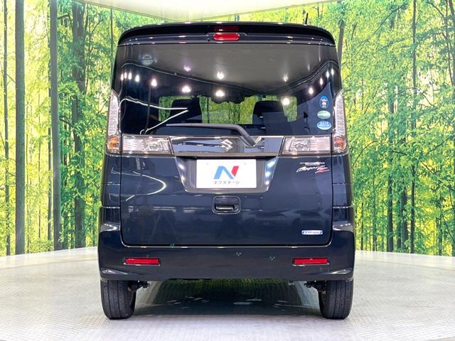 安心の最長10年・走行無制限保証（有償）をご用意。保証内容も充実はもちろん、無料点検＆オイル交換や、年中無休の全国・24時間ロードサービスも付帯されておりますのでご安心下さい。