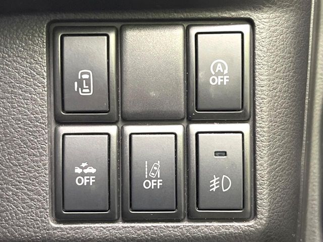 【パワースライドドア】スマートキーや運転席のスイッチでスライドドアの開閉が可能♪電動だから力を入れてドアを開ける必要が無く、小さいお子様でも、重い荷物を持っている時もラクに開け閉めできます♪