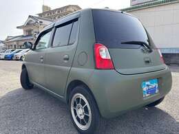 弊社では自社認証整備工場を持っており、販売したお車1台1台しっかり整備をして納車しております。