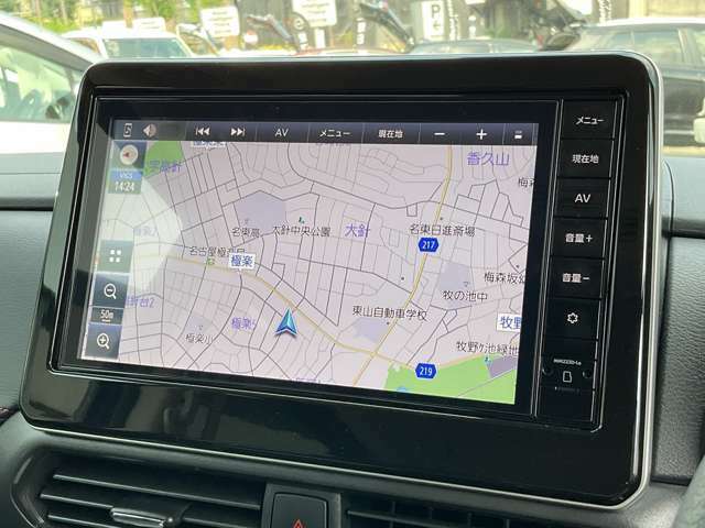 純正ナビゲーション搭載。操作性に優れ直感・感覚的に使用していただけます。説明書も揃っておりますので、ご安心ください。