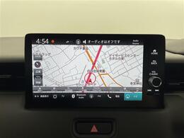 【純正9型ナビ】専用設計で車内の雰囲気にマッチ！ナビ利用時のマップ表示は見やすく、いつものドライブがグッと楽しくなります！