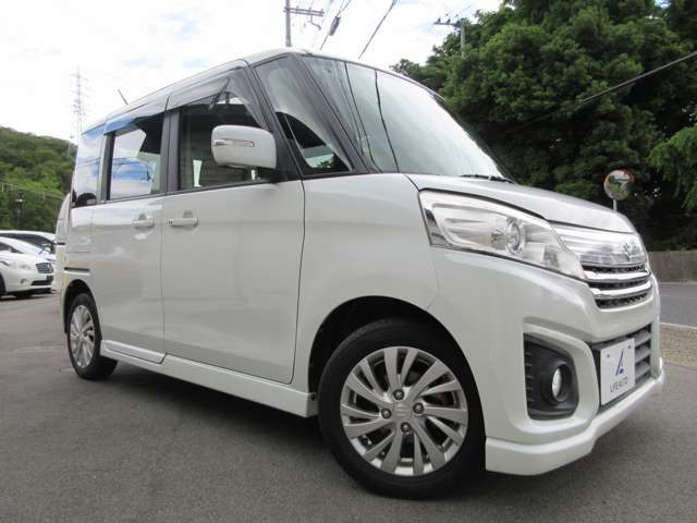 当店の展示車両は【価格・装備・状態】にこだわり仕入れ専属スタッフが日々仕入れを行っております！そのお陰で全国からお問合せを頂き、在庫回転率がとても早い為、常に新鮮な中古車を取り揃えております。