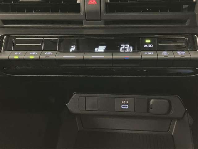 残価設定型クレジットもご用意しております。車両価格の一部をあらかじめ残価として据え置き、残りの金額を分割払いとするプランです。　詳しくはスタッフにお問合せください。