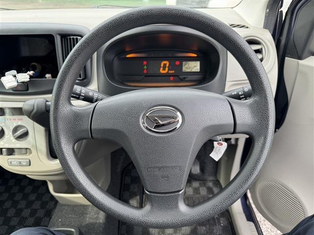 グループ総在庫数約200台以上！！また「メンテナンスサポート」「U-CAR安心サポート」等の購入後のサービスも充実！たくさんのお問い合わせ・ご来店心よりお待ちしております！