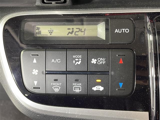 【運転席操作部】『運転席周辺の装備』の画像になります。快適なドライブを楽しむための機能が装備されています！運転席から触れるので使いやすいです！