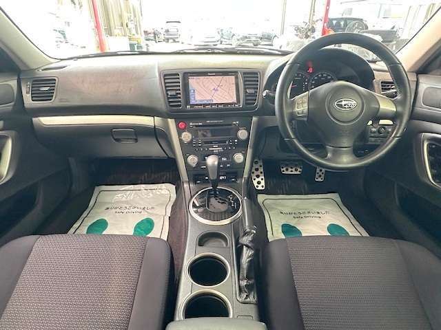 運転席廻りの画像です！操作スイッチ類も比較的に綺麗な状態です♪他に詳細画像をご希望の方はこちら！【1st@e-g-a.co.jp】へご連絡ください！