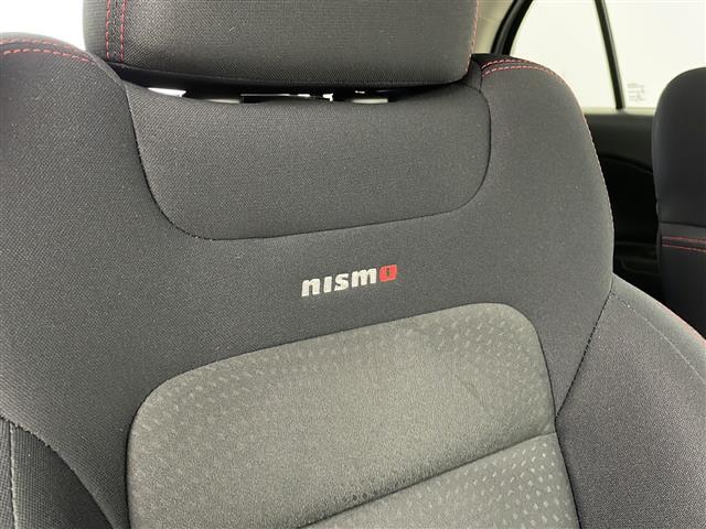 【後部座席】後席もゆったりドライブを楽しめます。ガリバーでご購入いただきましたら、内外装はプロこだわりのクリーニングで清潔なおクルマでご納車させていただきます！店舗での現車確認も承っています！