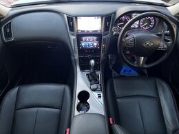 グループ総在庫数約30，000台！！全国の系列店からメーカー・車種問わずご紹介出来るので、あなたにピッタリのお車が見つかるはずです♪まずはお問い合わせ下さい☆