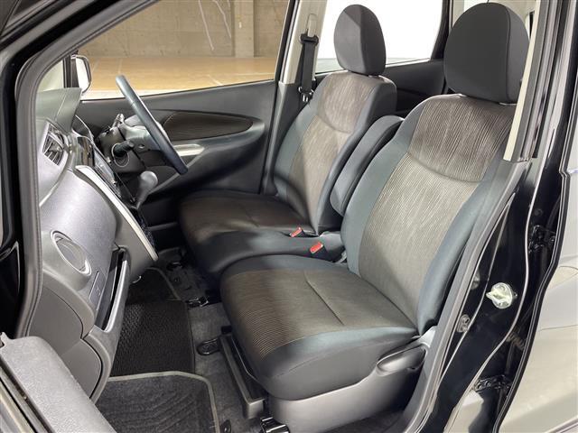 【助手席】『助手席周辺』の画像になります。写真の内容に関してご不明点、ご質問等がございましたらお気軽にガリバー店舗までお問い合わせください。