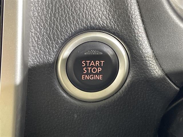 【運転席操作部】『運転席周辺の装備』の画像になります。快適なドライブを楽しむための機能が装備されています！運転席から触れるので使いやすいです！