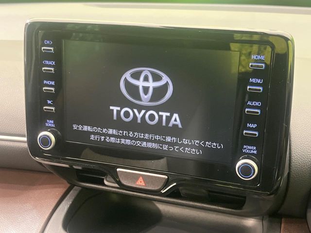 【8インチ　ディスプレイオーディオ】大画面のディスプレイはAppleCarPlayやAndroidAutoが利用可能。大きな画面でスマホナビアプリ等が利用いただけます♪