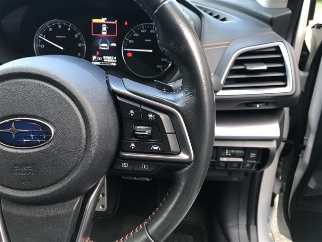 【SI-DRIVE】気分やシーンに合わせて走行性能を使い分けられ、燃費に配慮した「インテリジェントモード（I）」と、リニアな加速の「スポーツモード（S）」が選べます！