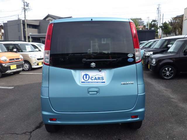 車庫証明申請はお客様によりお選びいただく形式を採らせていただいております　表示価格に車庫証明の申請費用は含まれておりませんので予めご了承ください