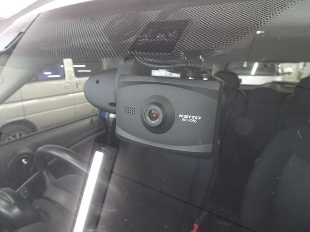 ドライブレコーダー